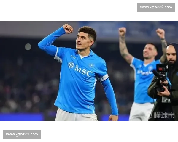 前裁判痛批 VAR 失灵:迪洛伦佐主动找接触,那不勒斯点球该取消 前裁判痛批 VAR 失灵:迪洛伦佐主动找接触,那不勒斯点球该取消