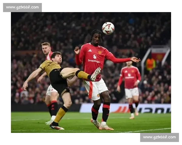 冬窗瞄准多特失意新星：曼联欲租贝林厄姆补中场